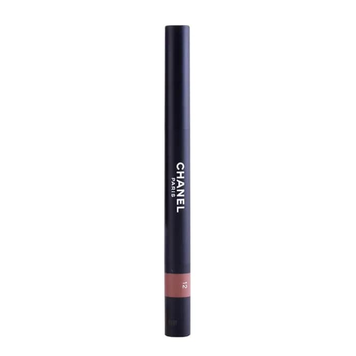 Chanel Stylo Ombre Et Contour Eyeshadow Liner Khol 12 Contour Clair in elegant silver shade, used on eyelids for a subtle contour.