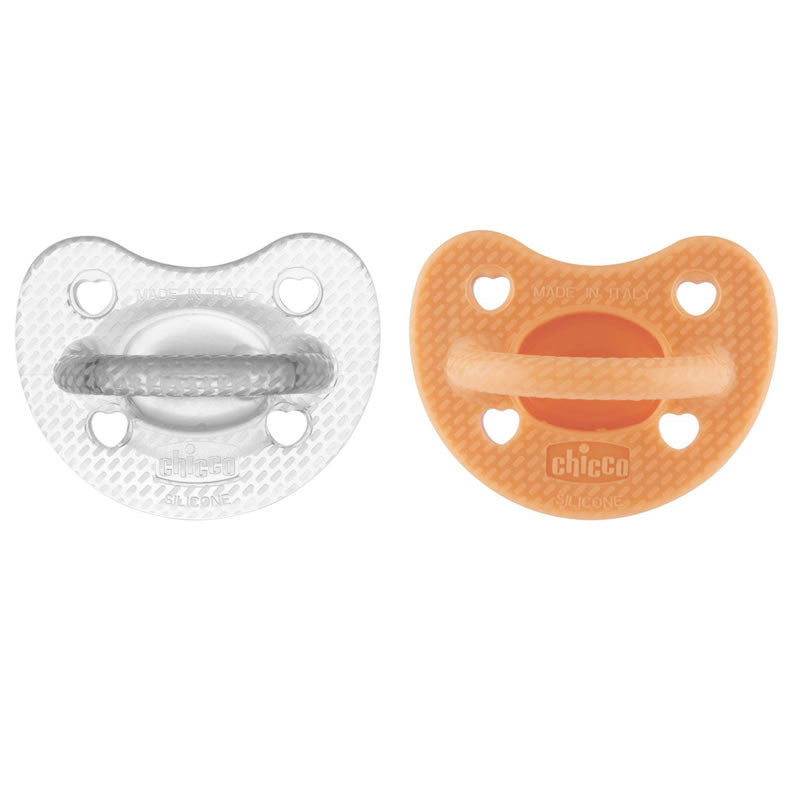 Chicco Physioforma Luxe 16-36 months baby teething toys in a set of two, designed for soothing infants' gums.