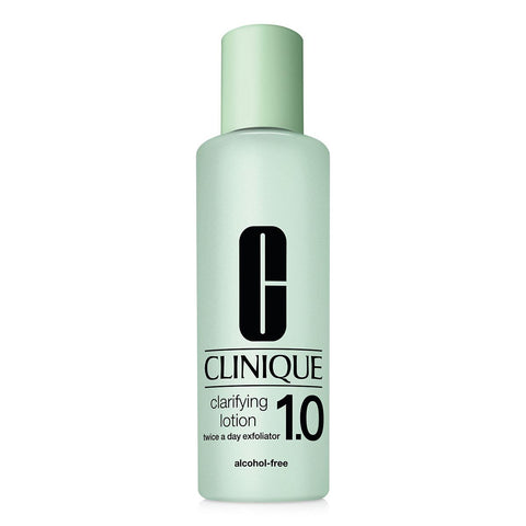 Clinique Clarifying Lotion 1.0 for normal skin in a 200ml bottle, displayed with skincare bottles and a clean background.