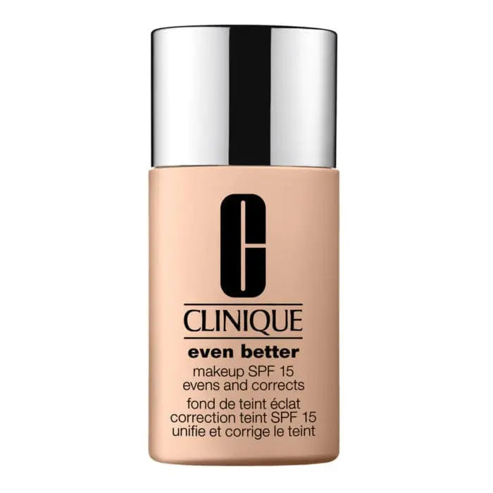 Clinique Even Better Makeup SPF 15 in shade 26 Cashew, 30ml bottle with a smooth foundation texture.