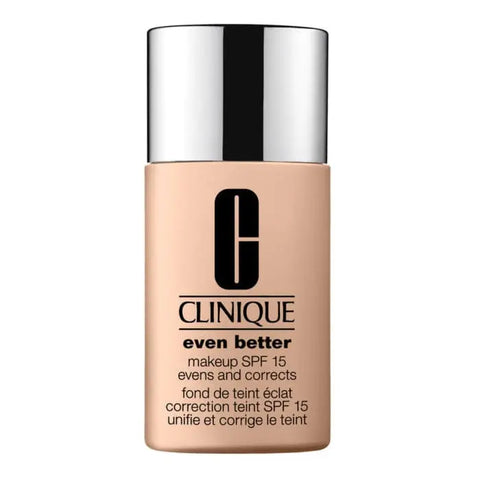 Clinique Even Better Makeup SPF 15 in shade 26 Cashew, 30ml bottle with a smooth foundation texture.