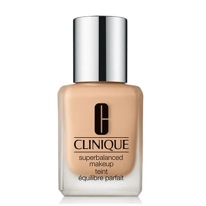 Clinique Superbalanced Makeup in Shade 04 Cream Chamois, 30ml bottle with smooth, natural finish and lightweight formula