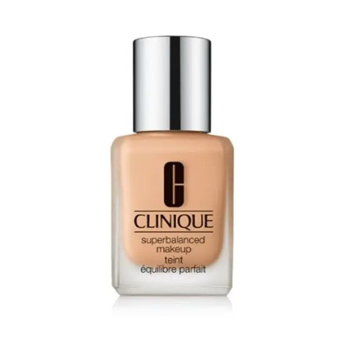 Clinique Superbalanced Makeup in shade 06 Linen, 30ml, displayed in a sleek bottle with a pump dispenser.