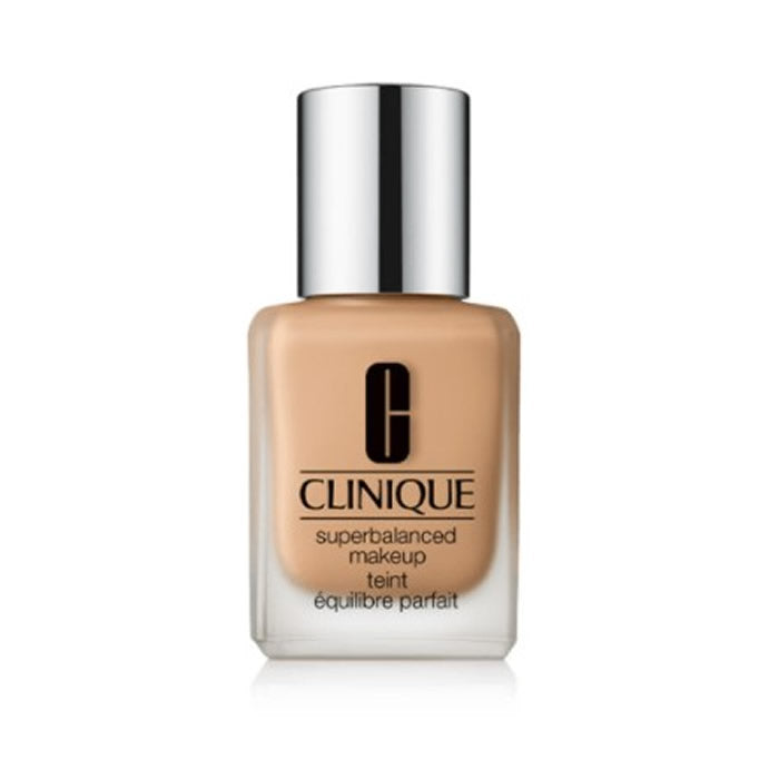 Clinique Superbalanced Makeup in shade 09 Sand, 30ml bottle, with smooth foundation texture and natural finish.