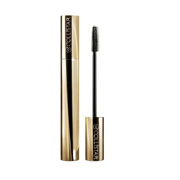 Jag Couture London - New York Collistar Mascara Infinito High Precision Extra Black Waterproof on a model's lashes.