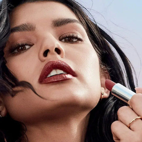 Maybelline Color Sensational Satin Lipstick in shade 211 Rosey Risk, featuring a smooth satin finish and rich pink color.