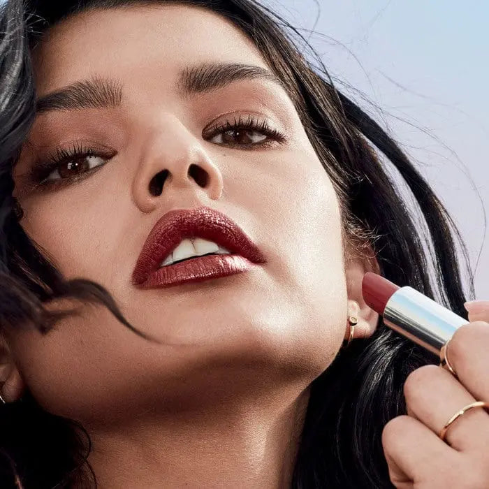 Maybelline Color Sensational Satin Lipstick in shade 266 Pink Thrill, with a smooth, satin finish and pink hue.