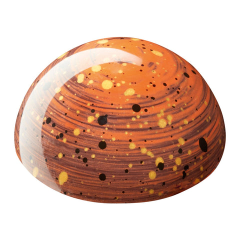 Jag Couture London Picasso orange liqueur jelly with thyme, served with dark chocolate and orange liqueur for a gourmet treat.