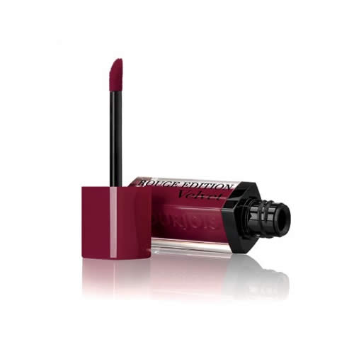 Jag Couture London-New York Rouge Edition Velvet 08 Grand Cru lipstick in a sleek, vibrant red tube.