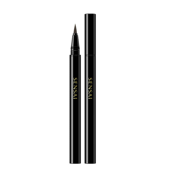 Jag Couture London New York Sensai Designing Liquid Eyeliner 02 Deep Brown, close-up of the sleek black liquid eyeliner pen.