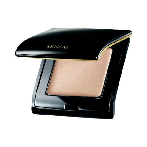 Jag Couture London Supreme Illuminator in elegant packaging, highlighting a luxurious highlighter for glowing skin.