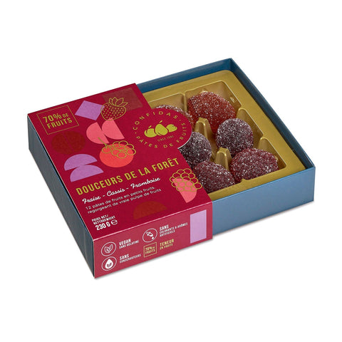 Jag Couture London gift box of pates de fruits featuring strawberry, blackcurrant, and raspberry flavors in an elegant presentation.