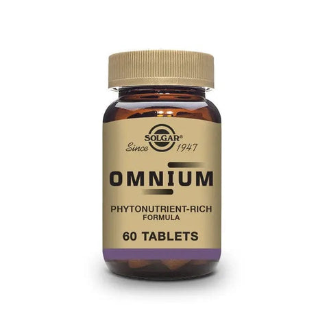 Solgar Omnium multivitamin capsules in a container, featuring 60 capsules for daily nutritional support.