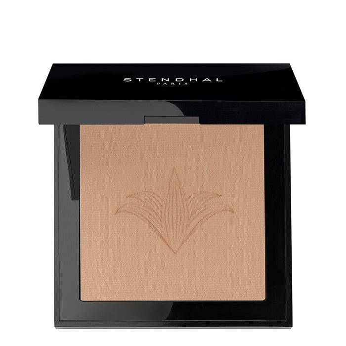 Jag Couture London New York Stendhal Perfecting Compact Powder in Sable, 9g, with smooth pressed powder and elegant packaging.