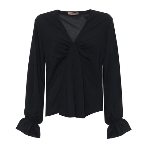 Twinset by Jag Couture London - New York featuring a stylish knit sweater in soft fabric, detailed with a classic design.