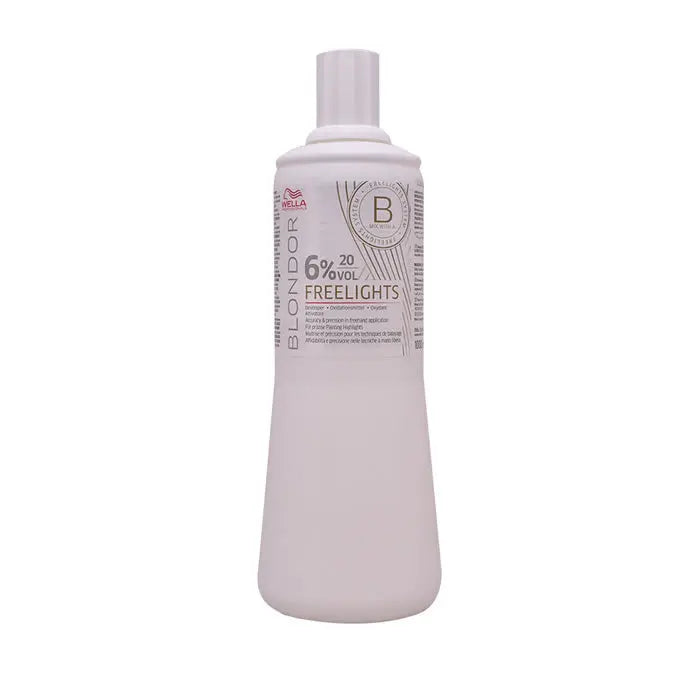 Wella Blondor Freelights Developer 6% in a 1000ml bottle, used for professional hair lightening by Jag Couture London New York