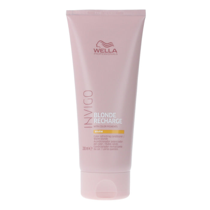 Wella Invigo Blonde Recharge color refreshing conditioner in 200ml bottle, designed for warm blonde hair care.