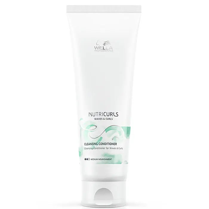 Jag Couture London New York Wella Nutriculrs Cleansing Conditioner 250ml bottle with sleek packaging and product label.