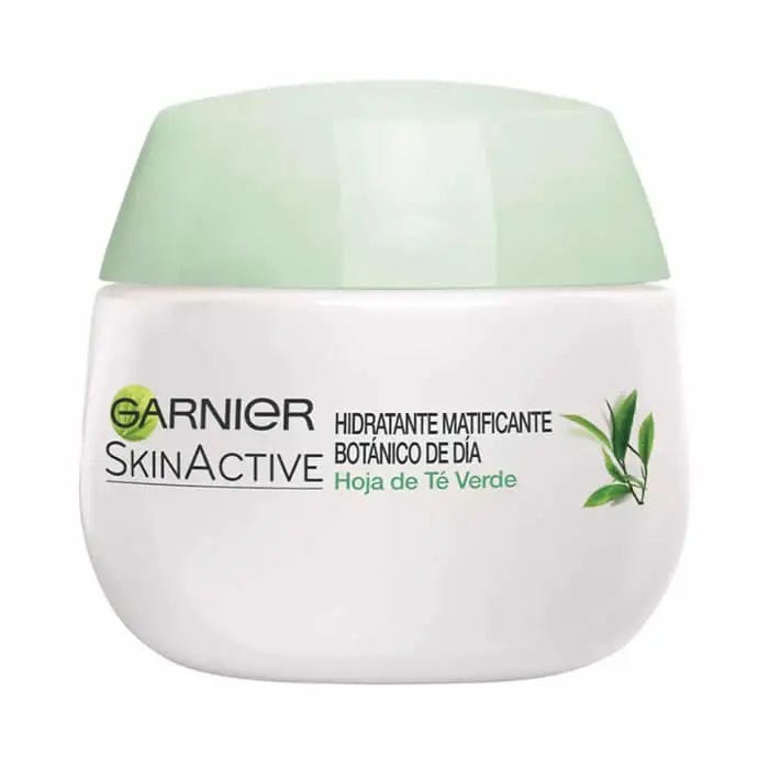 Jag Couture London - New York Garnier SkinActive Moisturizing And Mattifying Cream 50ml