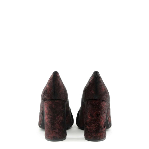 Made in Italia ENRICA_ROSSO by Jag Couture London-New York, showcasing elegant craftsmanship and stylish design.