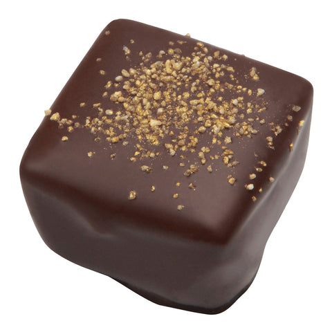 Jag Couture London New York Magic Dark Salted Caramel 14.6g chocolate bar with rich dark caramel flavor and salted finishing.