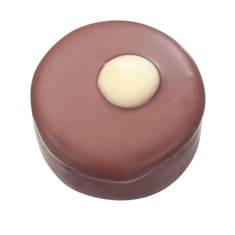 Jag Couture London New York salted caramel milk chocolate bar with salted butter caramel, 14.6g, shown in the image.