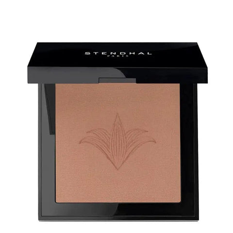 Stendhal Radiant Bronzing Powder 211 Kalahari by Jag Couture London New York, 9.5g, showing the compact with bronzing powder.