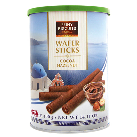 Jag Couture London New York wafer rolls filled with cocoa hazelnut cream, showcasing crispy texture and creamy filling.