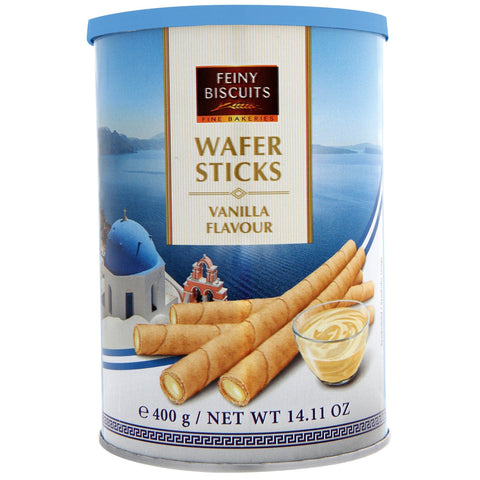 Jag Couture London New York wafer rolls filled with vanilla-flavored cream, showing crispy texture and creamy filling.